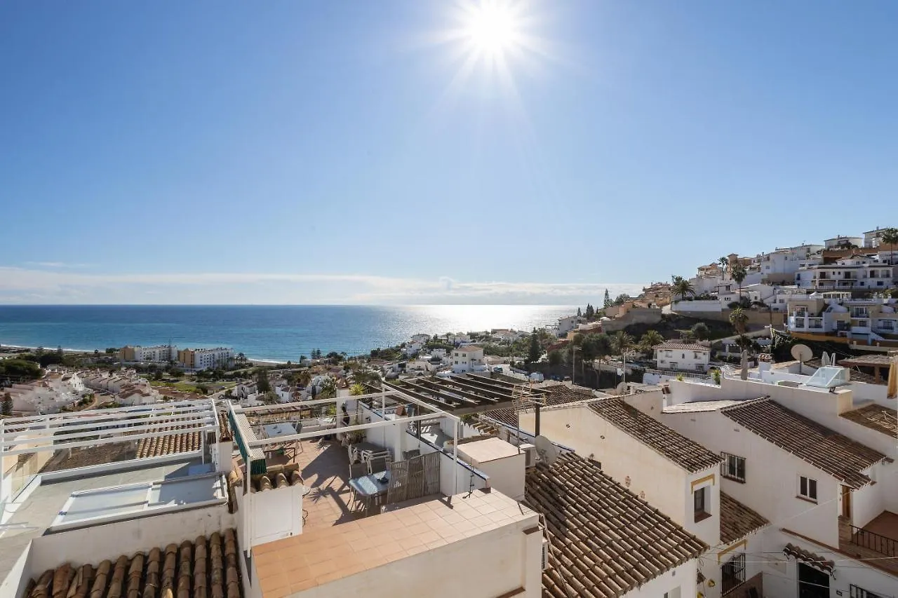 Villa Plaza Cadiz 4 Overlooking Playazo Nerja España