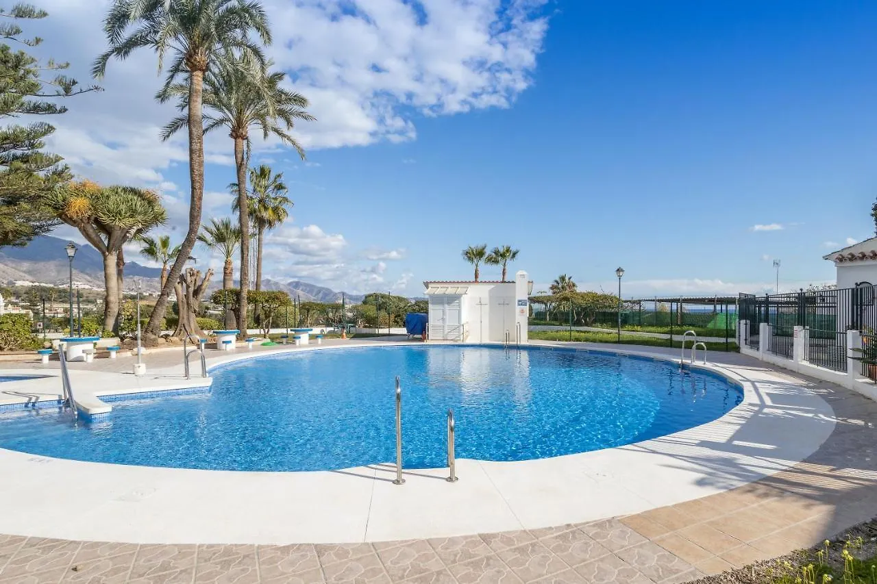 Plaza Cadiz 4 Overlooking Playazo Nerja Villa